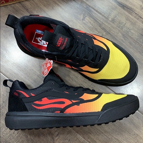 • VANS ULTRARANGE RAPIDW FLAMES Black WMNS - Picture 3 of 16